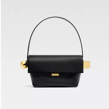 Jacquemus Le Rond Carré Leather Shoulder Bag Styling Guide